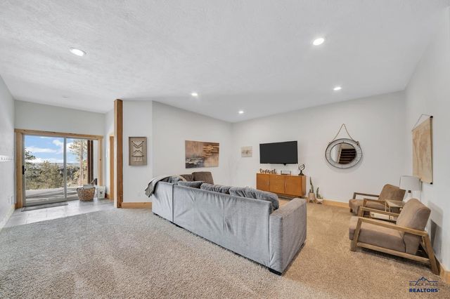 21172 STEWART SLOPE CIR, Lead, SD 57754