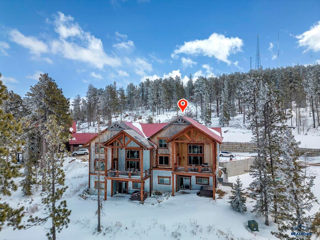 21172 STEWART SLOPE CIR, Lead, SD 57754