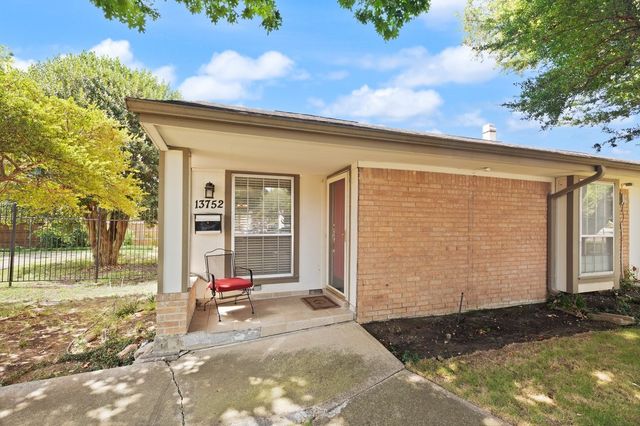 13752 Flagstone Lane, Dallas, TX 75240