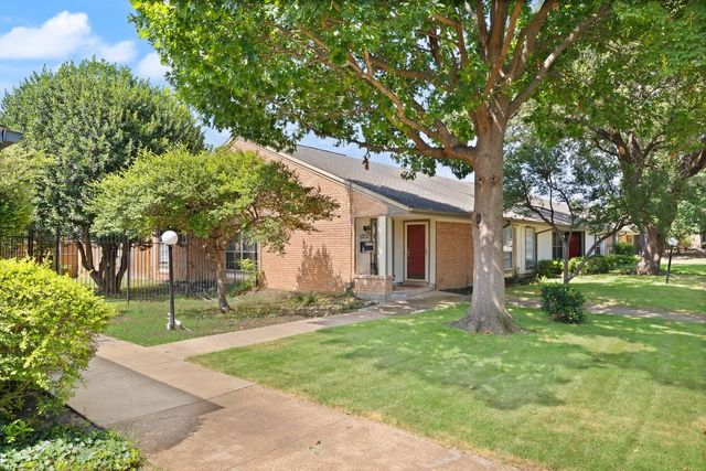 13752 Flagstone Lane, Dallas, TX 75240