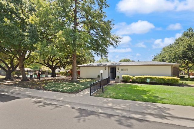 13752 Flagstone Lane, Dallas, TX 75240