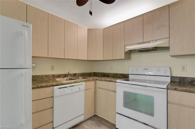 3460 KEY DR 415, North Fort Myers, FL 33903