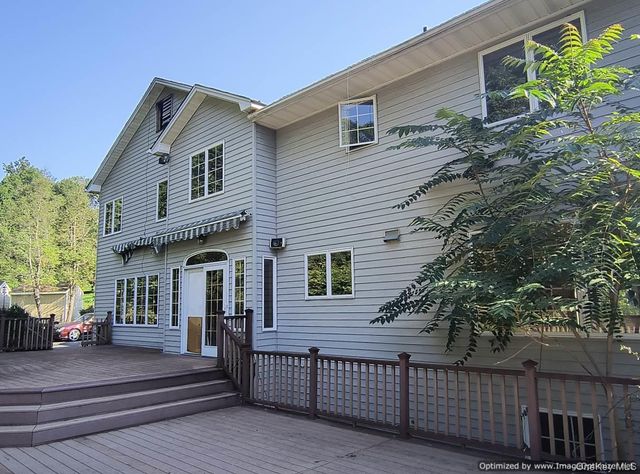 3 Lenni Lenape Court, Stony Point, NY 10980