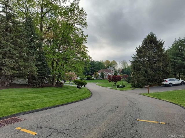 3 Lenni Lenape Court, Stony Point, NY 10980