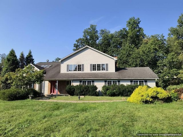 3 Lenni Lenape Court, Stony Point, NY 10980