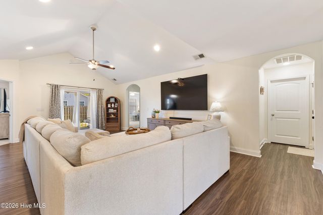 849 Rolling Pines Loop Road, Leland, NC 28451