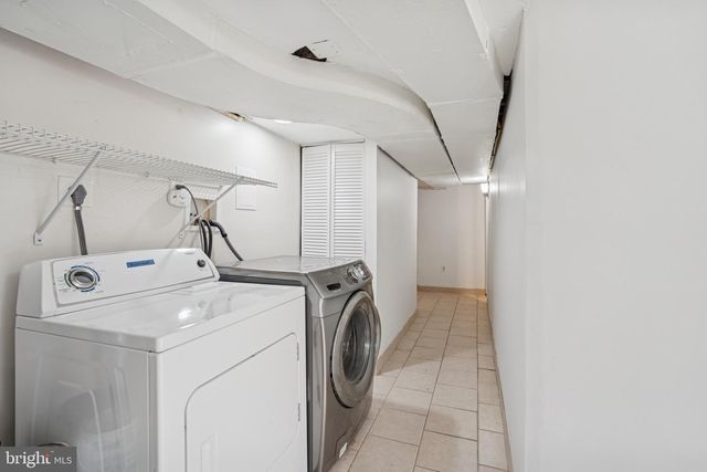 3343 RAVENWOOD AVE, Baltimore, MD 21213