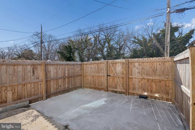 3343 RAVENWOOD AVE, Baltimore, MD 21213