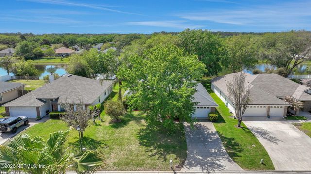 465 N BRIDGESTONE Avenue, Jacksonville, FL 32259