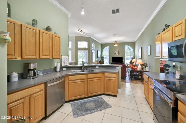 465 N BRIDGESTONE Avenue, Jacksonville, FL 32259