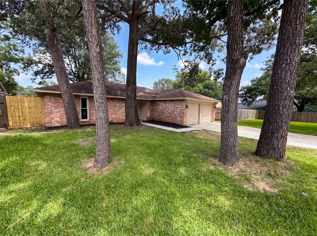 17110 Golf Club Drive, Crosby, TX 77532