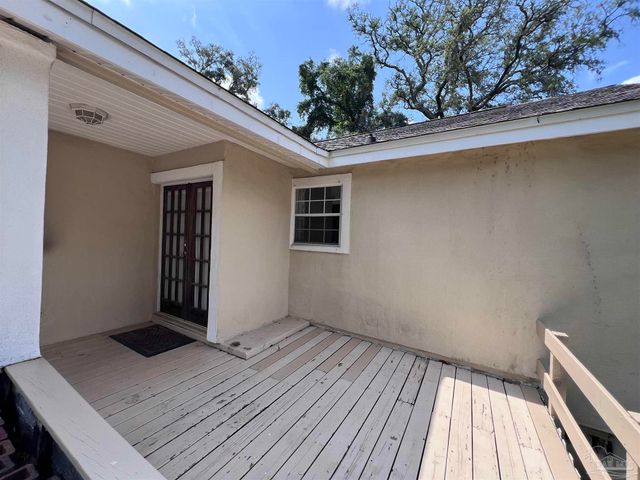 1809 E Lee St, Pensacola, FL 32503