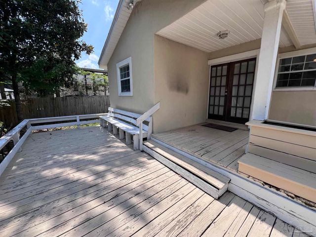 1809 E Lee St, Pensacola, FL 32503