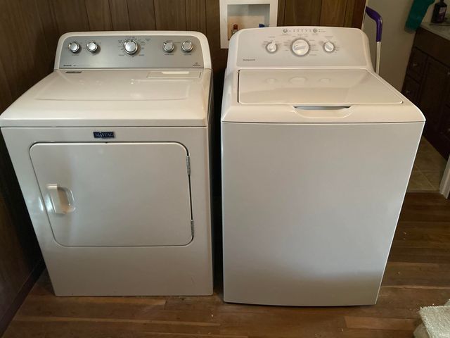 794 S 1225 E, Oakland City, IN 47660