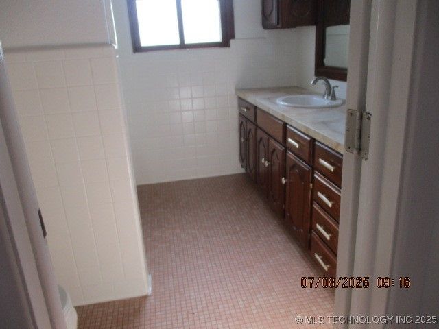 809 Campbell, Ardmore, OK 73401