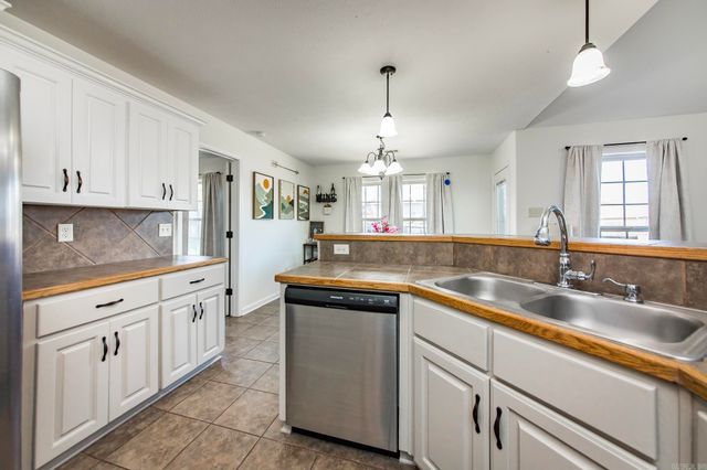 136 Corbin Circle, Cabot, AR 72023