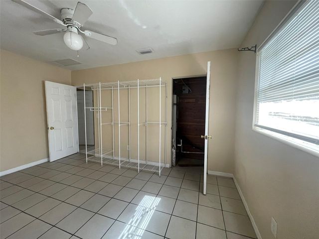 3305 13TH AVENUE W, Bradenton, FL 34205