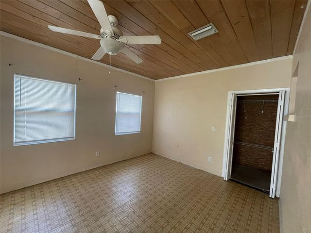 3305 13TH AVENUE W, Bradenton, FL 34205