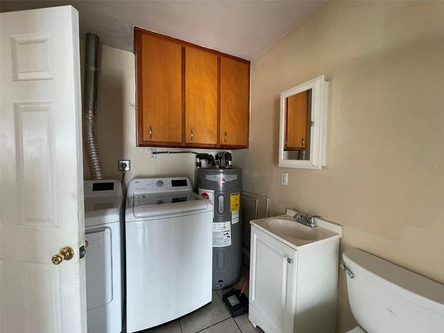 3305 13TH AVENUE W, Bradenton, FL 34205