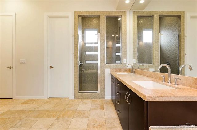 513 Sycamore Avenue, Mission, TX 78572