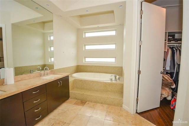 513 Sycamore Avenue, Mission, TX 78572