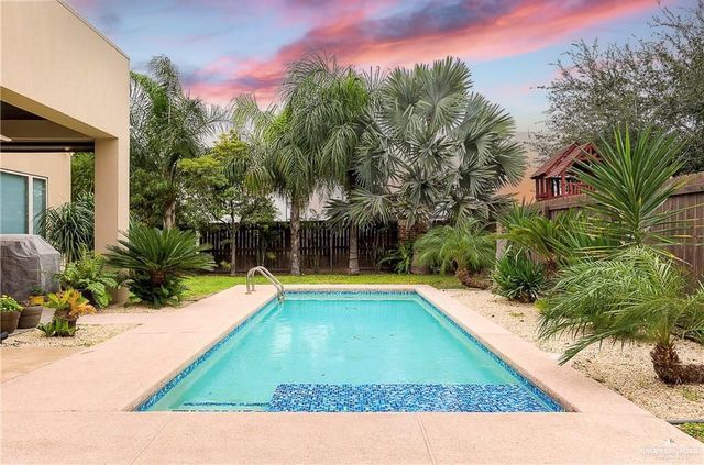 513 Sycamore Avenue, Mission, TX 78572