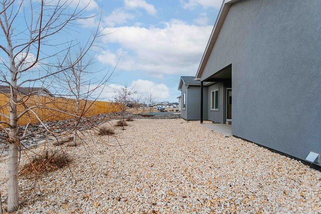 1427 Blue Creek Avenue, Montrose, CO 81401