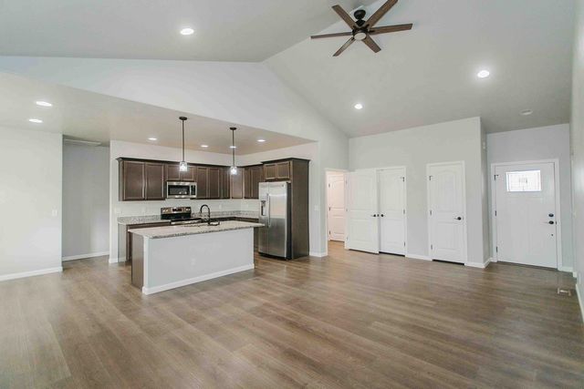 1427 Blue Creek Avenue, Montrose, CO 81401