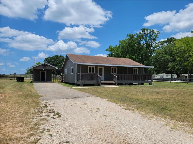 12123 Old County Road, Willis, TX 77378