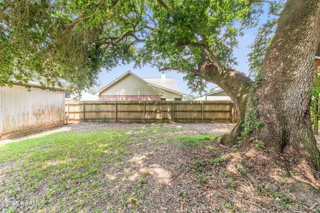 109 Cheshire Circle, Lafayette, LA 70506
