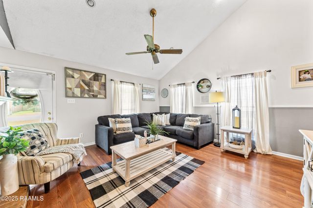 109 Cheshire Circle, Lafayette, LA 70506