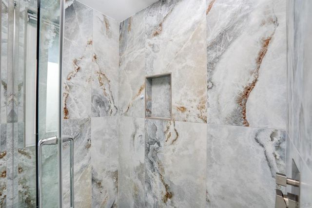 4718 Amberwood Ct, Carlsbad, CA 92008