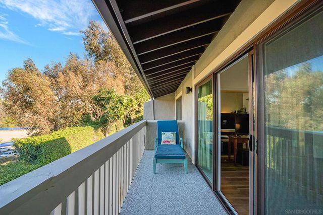 4718 Amberwood Ct, Carlsbad, CA 92008