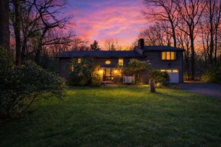 84 Fairview Ave, Rehoboth, MA 02769