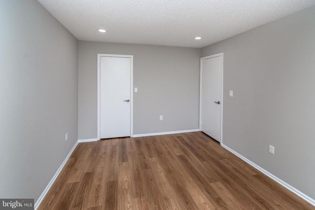 69 FISHER DR, Franklin Park, NJ 08823