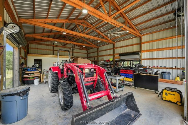 5837 FM 180, Ledbetter, TX 78946