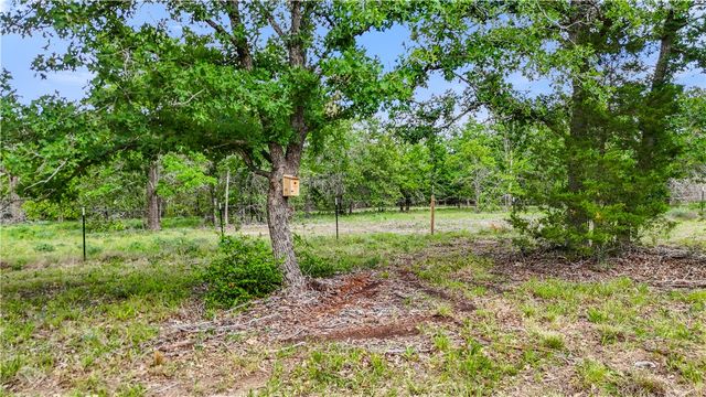 5837 FM 180, Ledbetter, TX 78946