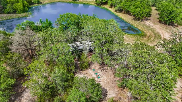 5837 FM 180, Ledbetter, TX 78946