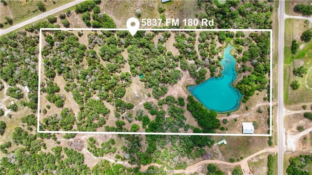 5837 FM 180, Ledbetter, TX 78946