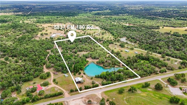 5837 FM 180, Ledbetter, TX 78946