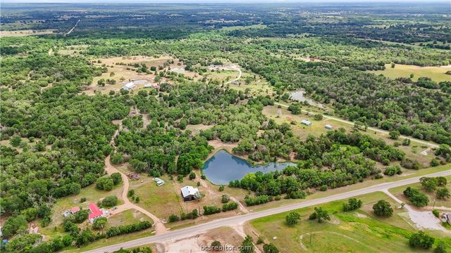 5837 FM 180, Ledbetter, TX 78946