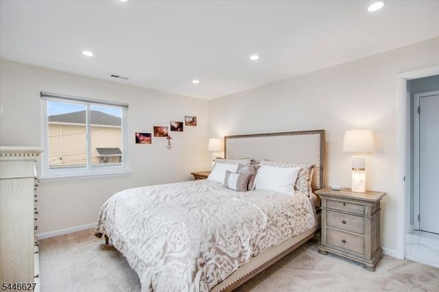 825 Riverside Ave B202, Lyndhurst Twp., NJ 07071