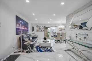 825 Riverside Ave B202, Lyndhurst Twp., NJ 07071