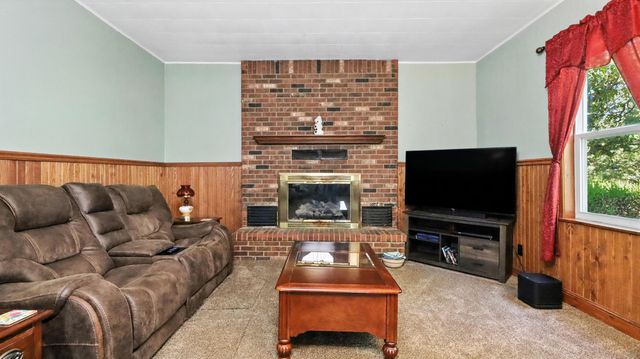 2204 Gleghorn Street, West Plains, MO 65775