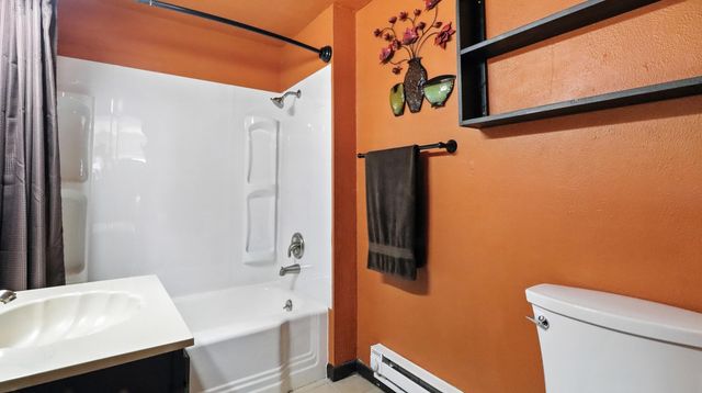 2204 Gleghorn Street, West Plains, MO 65775