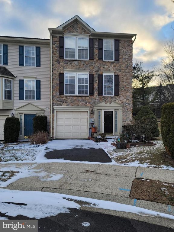 200 ANTHONY CT, North Wales, PA 19454