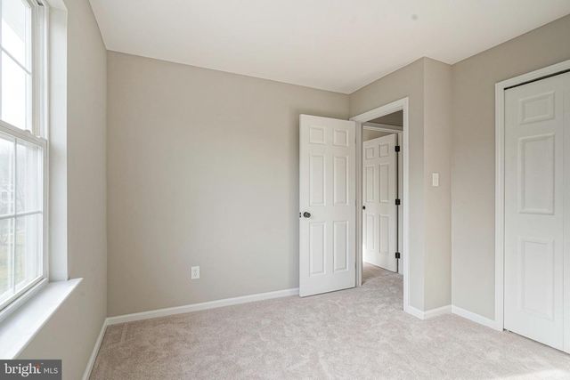 1903 DORAL DR, Blackwood, NJ 08012