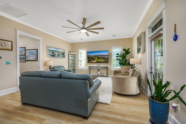 721 McKinley Way, Myrtle Beach, SC 29577