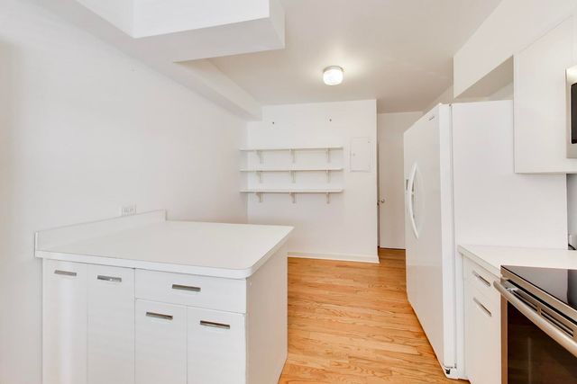 1508 HINMAN Avenue 3A, Evanston, IL 60201