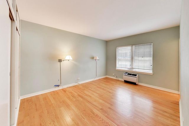 1508 HINMAN Avenue 3A, Evanston, IL 60201